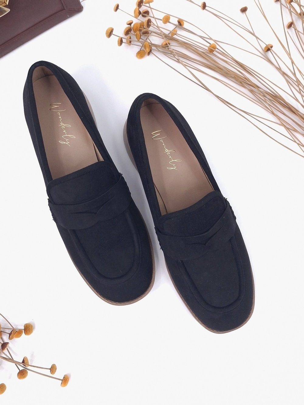 ✨Wonderly Yeni Loafers Black Size 8 Good Condition✨